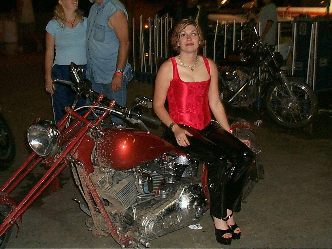 Sexy party babe — 20