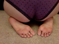 pussy and feet — 41