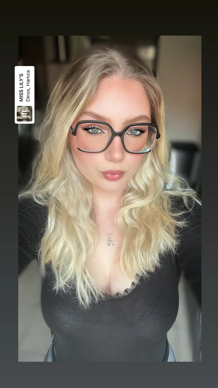 French slut Elisa — 16