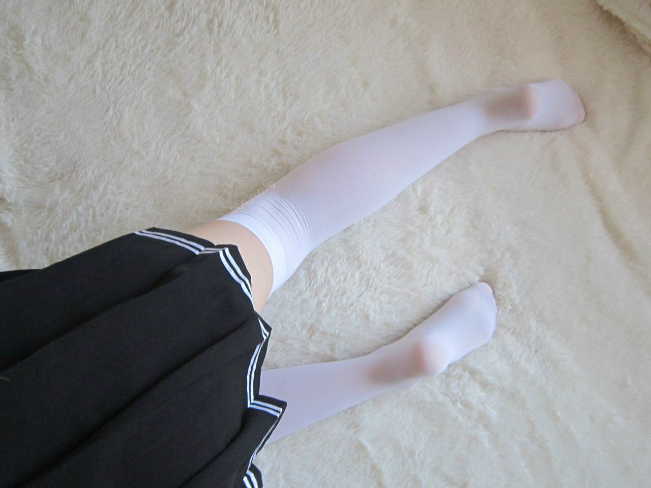 Sexy feet and legs — 10